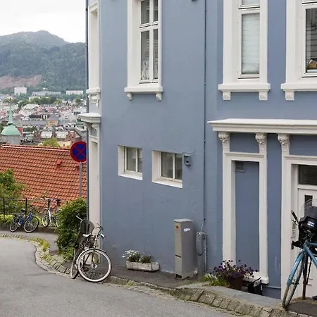 Stunning View Of The City Of Fjords Apartment *