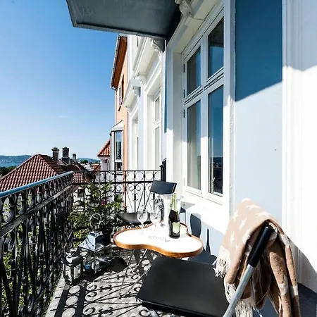 Stunning View Of The City Of Fjords Apartment Bergen
